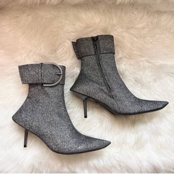 Balenciaga Essex 80mm Metallic Grey Buckle Pointed Toe Ankle Booties - Picture 9 of 16